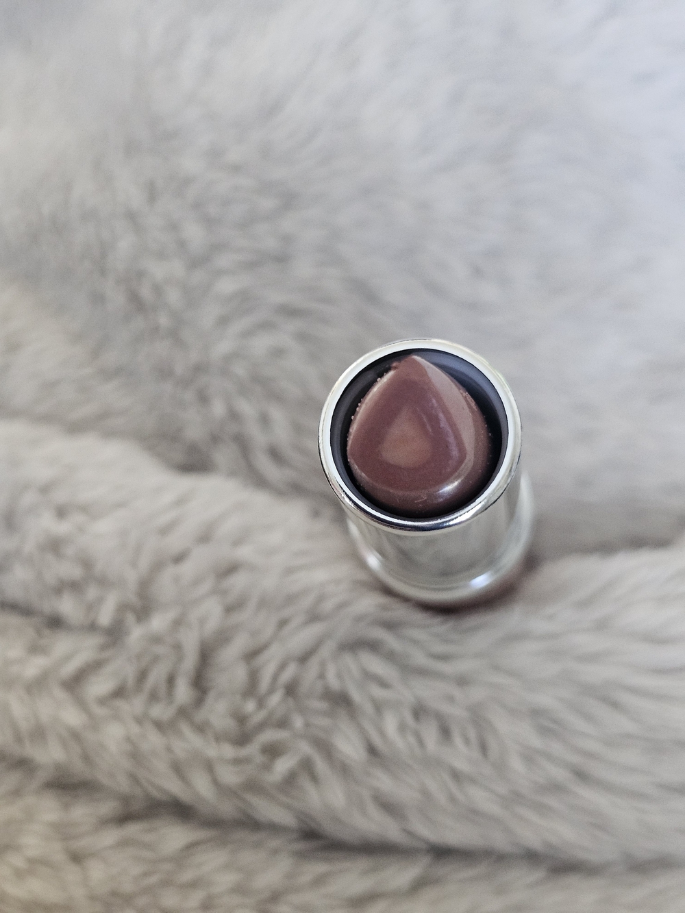 Clinique Dramatically Different™ Lipstick In Canoodle